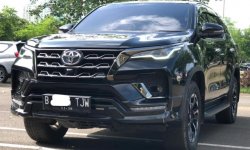 Toyota Fortuner New  4x2 2.4 GR Sport A/T 2021 Hitam 3