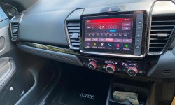 Honda City Hatchback RS MT 2021 Merah 8