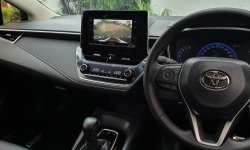 Toyota Corolla Altis V AT 2022 hitam km 9 rb cash kredit proses bisa dibantu 13