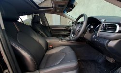 Toyota Camry V 2021 Hitam km 13rb record cash kredit proses bisa dibantu 13