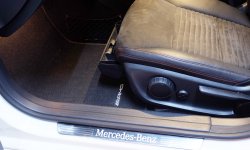 Km 26 rb Mercedes Benz CLA 200 Sport AMG Line 2014 Putih 3