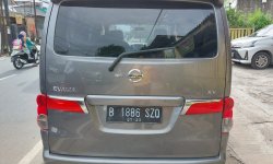 Nissan evalia 2012 MT type xv 6
