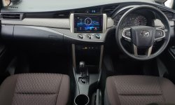 Km5rb Toyota Kijang Innova G A/T Diesel 2022 hitam matic cash kredit proses bisa dibantu 8