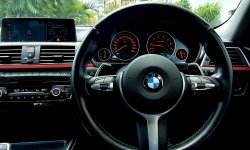 BMW 3 Series 320i M Sport hitam 2017 km 35 rban cash kredit proses bisa dibantu 13