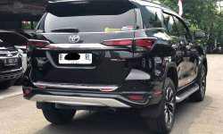 Toyota Fortuner VRZ TRD AT 2017 Hitam 4