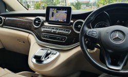 5rban mls Mercedes-Benz V-Class V 260 2019 MPV hitam avg cash kredit proses bisa dibantu 12