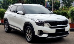 Km13rb Kia Seltos EX Plus 2020 putih matic record sunroof cash kredit proses bisa dibantu 1