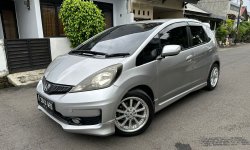 Honda Jazz RS CVT 2014 Abu-abu 2