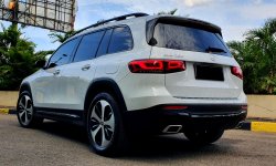 8rban mls Mercedes-Benz GLB 200 Progressive Line putih 2020 record cash kredit proses bisa dibantu 6