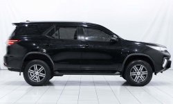 TOYOTA FORTUNER (ATTITUDE BLACK MICA) TYPE G DIESEL LUX 2.4CC A/T (2018) 4