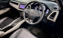 Honda HRV Prestige 2015 low KM asli 9