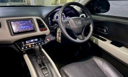 Honda HRV Prestige 2015 low KM asli 10