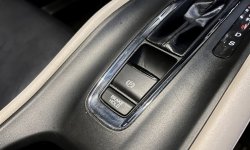 Honda HRV Prestige 2015 low KM asli 18