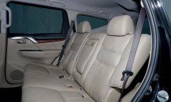 Mitsubishi Pajero Sport 2.4 Dakar Ultimate 4X2 AT 2019 Hitam 7