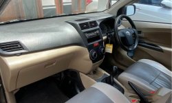 TOYOTA Avanza 2012 type G manual 5