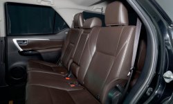 Toyota Fortuner 2.4 VRZ TRD AT 2019 Hitam 7