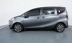 Toyota Sienta V MT 2017 Abu-abu 3