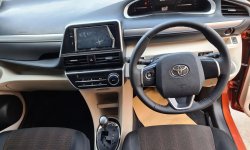 Toyota Sienta V AT ( Matic ) 2017 Orange Km Low 68rban Siap Pakai Pajak Panjang 2024 10