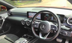 Bismillahirrohmanirrohim Mercy CLA-200 Sport AMG 2019 First Hand - Warna Favorit Merah Merona 11