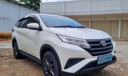 Daihatsu Terios X M/T 2018 Putih 1