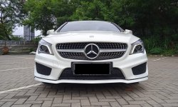 Bismillahirrohmanirrohim Mercy Antik Bagus Murah Bintaro Cla-200 Sport AMG 2015 - Km 20rb Record 1
