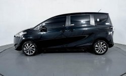 Toyota Sienta V AT 2017 Hitam 3