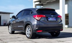 Honda HR-V E CVT 2018 Abu-abu Pajak Panjang 3