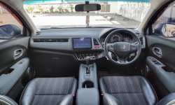 Honda HR-V E CVT 2018 Abu-abu Pajak Panjang 6