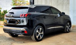 LOW MILES Peugeot 300 GT line Facelift AT 2018 Black 6