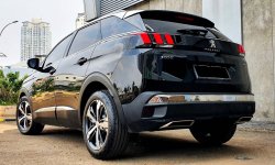 LOW MILES Peugeot 300 GT line Facelift AT 2018 Black 10