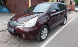 Nissan Grand Livina XV 2011 3