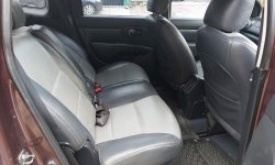 Nissan Grand Livina XV 2011 8