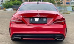 Mercedes-Benz CLA 200 AMG Line 2018 Merah 4