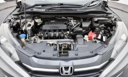 Honda HR-V 1.5L E CVT 2018 DP 20 Juta 8