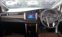 Toyota Kijang Innova 2.0 G 9
