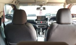 Daihatsu Rocky 1.0 R Turbo ADS Two Tone Matic 2021 Merah Hitam Km 29rban Mulus Siap Pakai 5