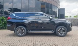 Mitsubishi Pajero Sport Dakar 4x2 Ultimate 2022 Hitam ISTIMEWA Siap Pakai 12
