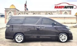Toyota Vellfire Z CBU Tahun 2009 Automatic Ungu Tua 5