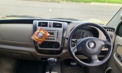 Suzuki APV Luxury 2012 Minivan 5