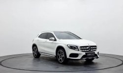 Jual mobil Mercedes-Benz GLA 200 2018 DP 10% 1