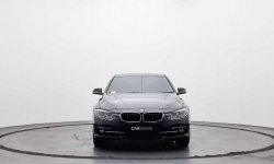 BMW 3 Series 320i 2016 16