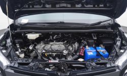 Toyota Voxy 2.0 A/T jual cash/credit 7