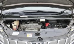 Toyota Alphard 2.5 G A/T 2018 10