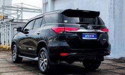 Toyota Fortuner 2.4 VRZ AT 2018 Hitam 3