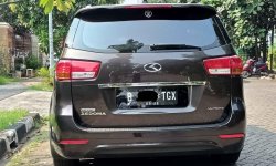 Kia Grand Sedona Ultimate 2017 Coklat 4