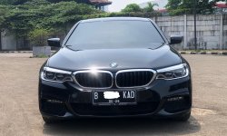 BMW 5 Series 530i 2020 Hitam 1