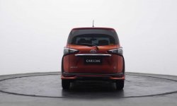 Toyota Sienta Q 2018 Orange 2