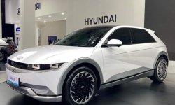Hyundai Ioniq Signature 2023 1