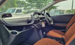 Toyota Sienta V 2017 17