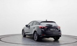Mazda 3 Skyactive-G 2.0 2018 Hitam 3